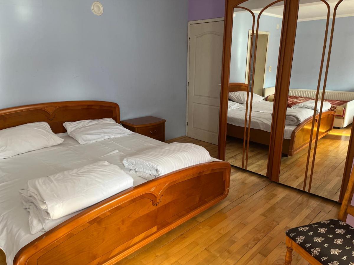 Apartments And Rooms Vicko Брзече Экстерьер фото
