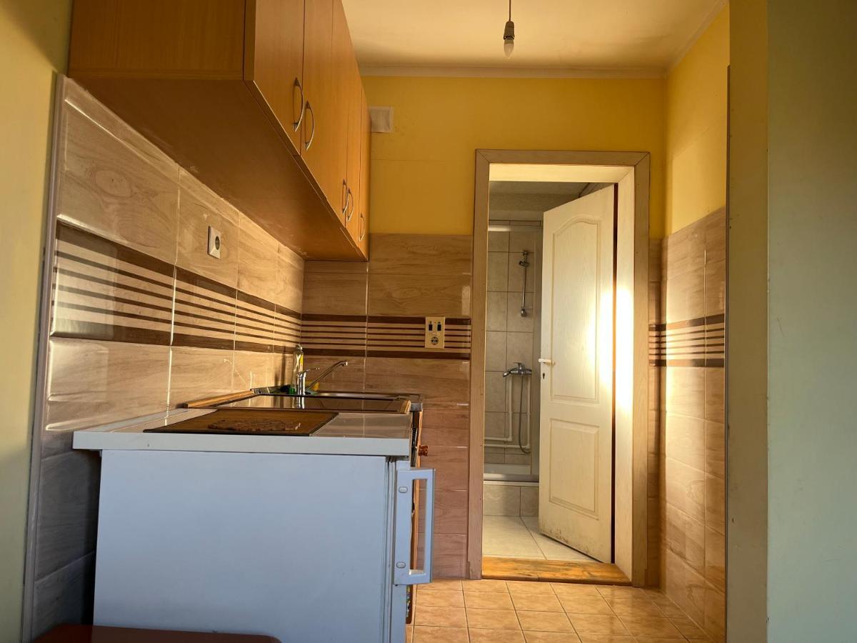 Apartments And Rooms Vicko Брзече Экстерьер фото