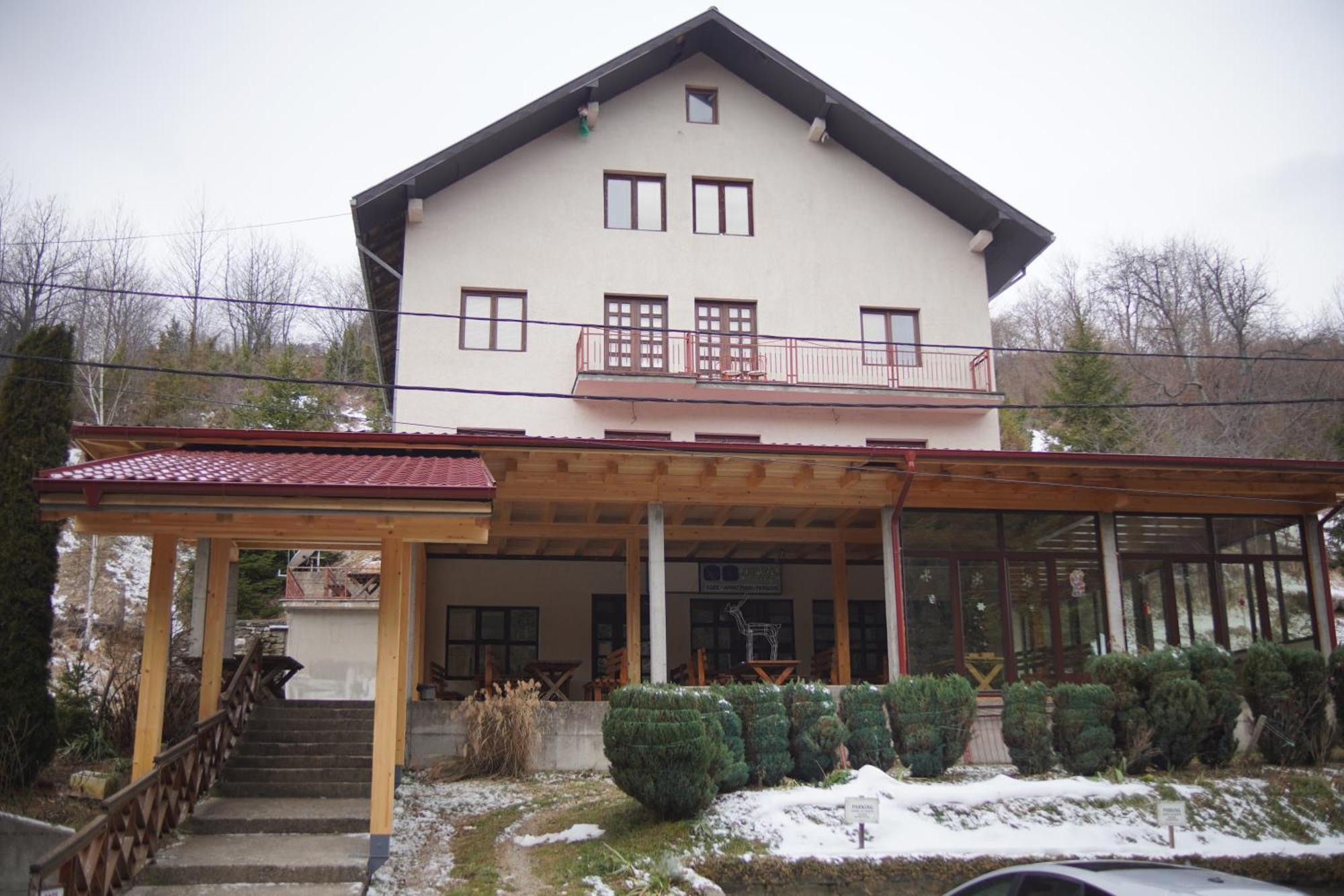 Apartments And Rooms Vicko Брзече Экстерьер фото
